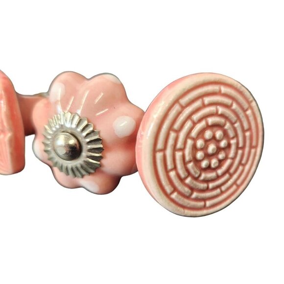 Set of 3 Pink Ceramic Knobs Decorative Drawer Pulls Geometric Floral Design Vint - Picture 4 of 8